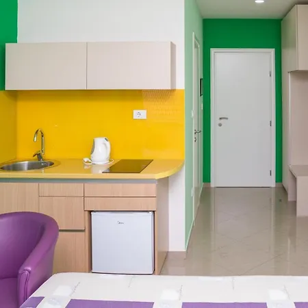 San 011 Guest house