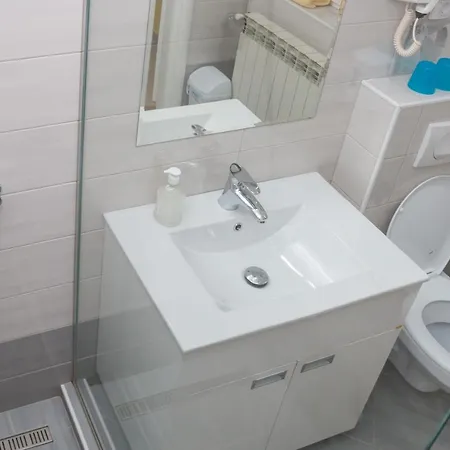 San 011 בית הארחה בלגרד