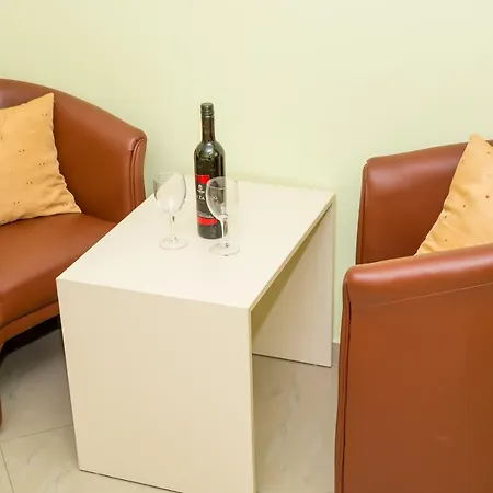 Guest house San 011 *