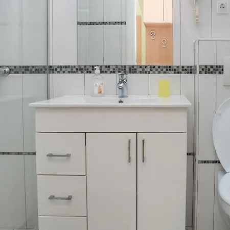 San 011 3* בלגרד