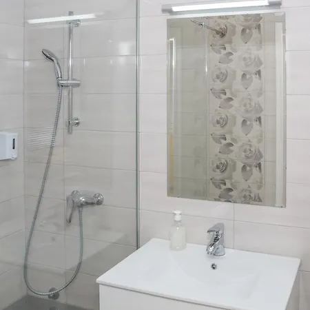 San 011 Vendégház 3*