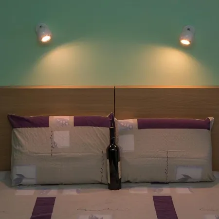 בית הארחה San 011 3*