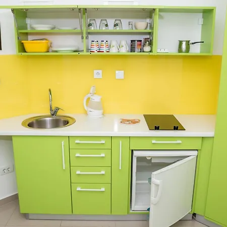 San 011 בית הארחה בלגרד